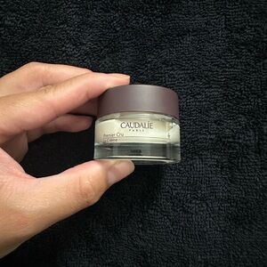 Caudalie Premier Cru La Crème - Purple and Cream